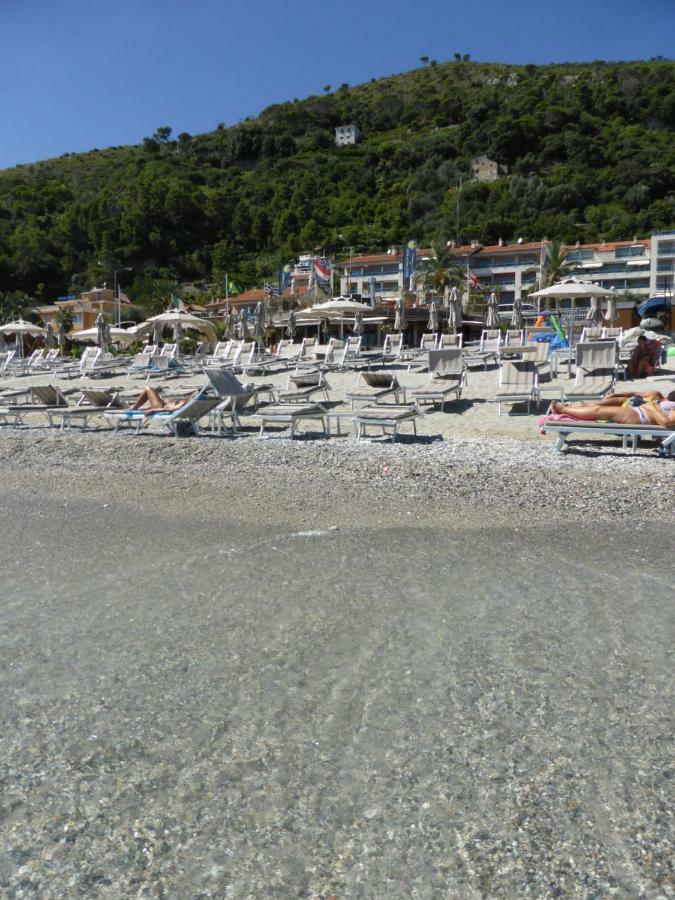 Soqquadro Art&Relax - Spotorno Daire Dış mekan fotoğraf